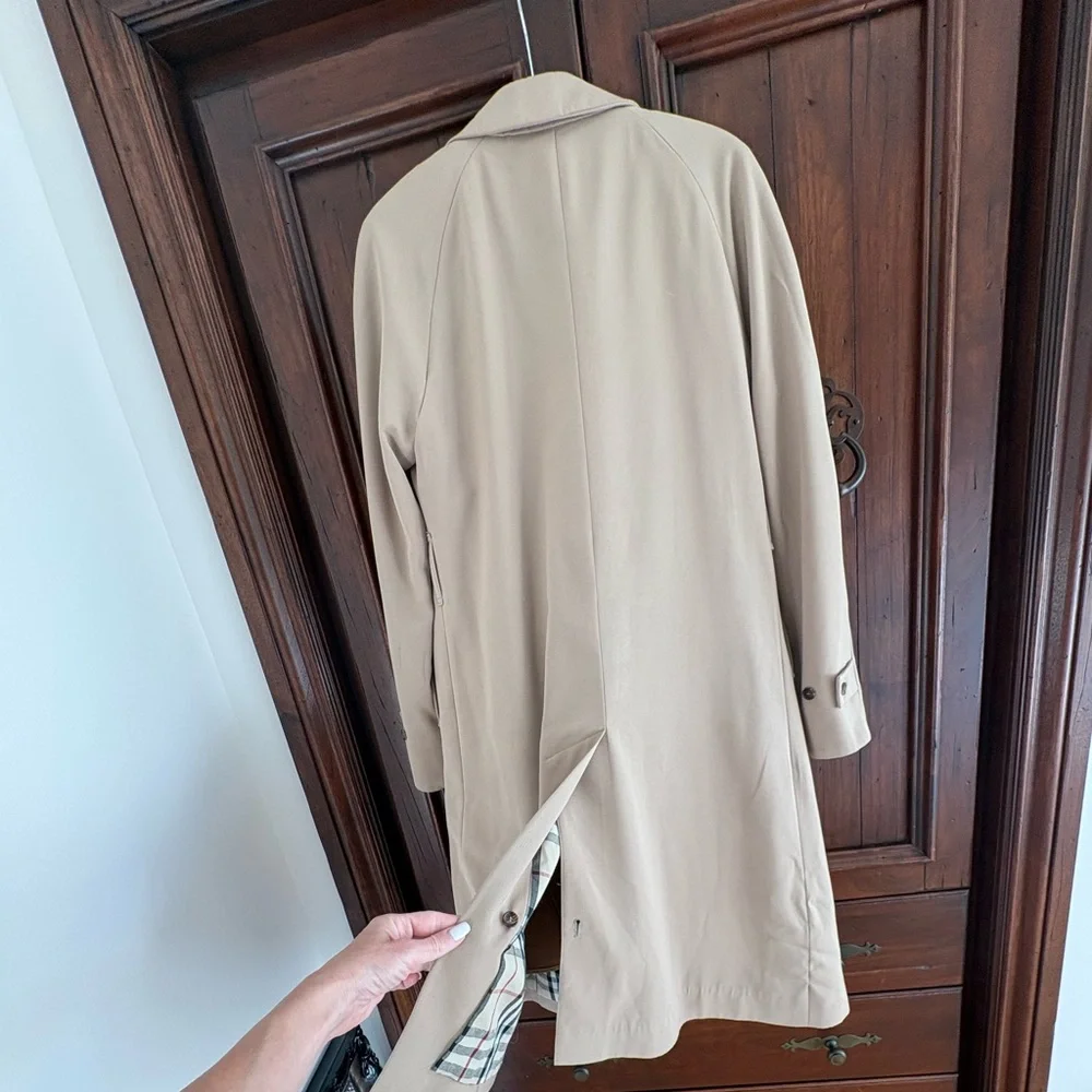 90’s-Era Vintage BURBERRY Trench Coat, Minimalist à la CBK, Size 6 - Picture 4 of 8